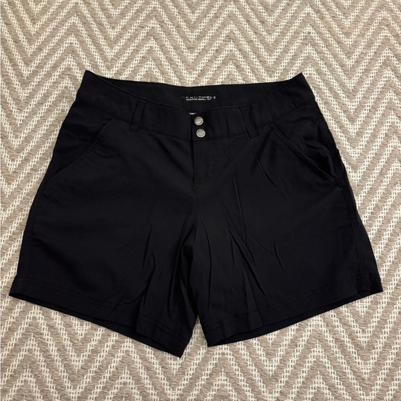 Women's Columbia Black and Green Shorts Bundle - Picture 6 of 8